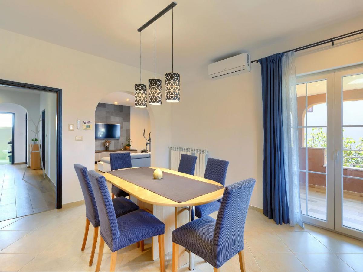 Holiday Home House Eric&Paolo By Interhome Пула Экстерьер фото